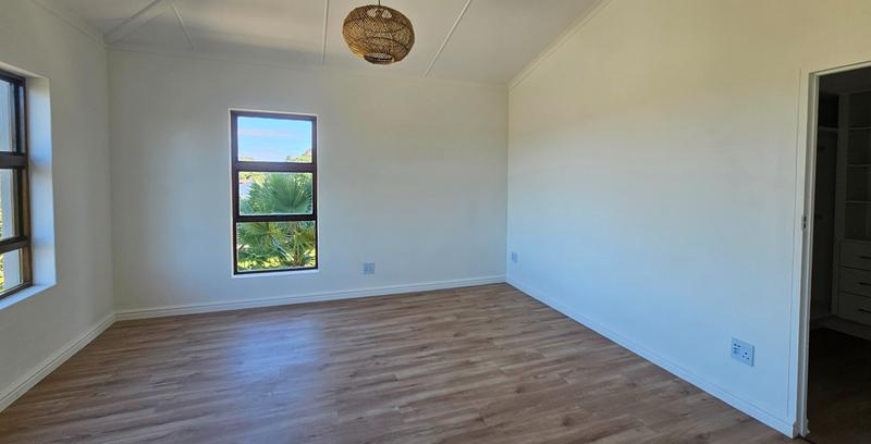 4 Bedroom Property for Sale in Stilbaai Wes Western Cape